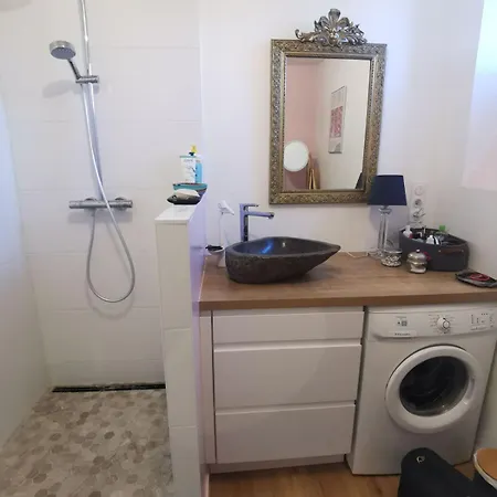 Apartment Chez Emilie Granville
